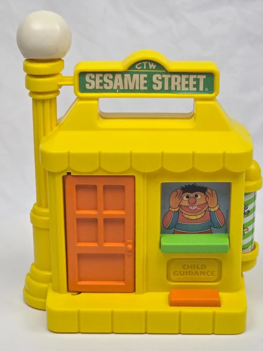 Sesame Street Take Along House Toy Child Guidance 1984 door does not open